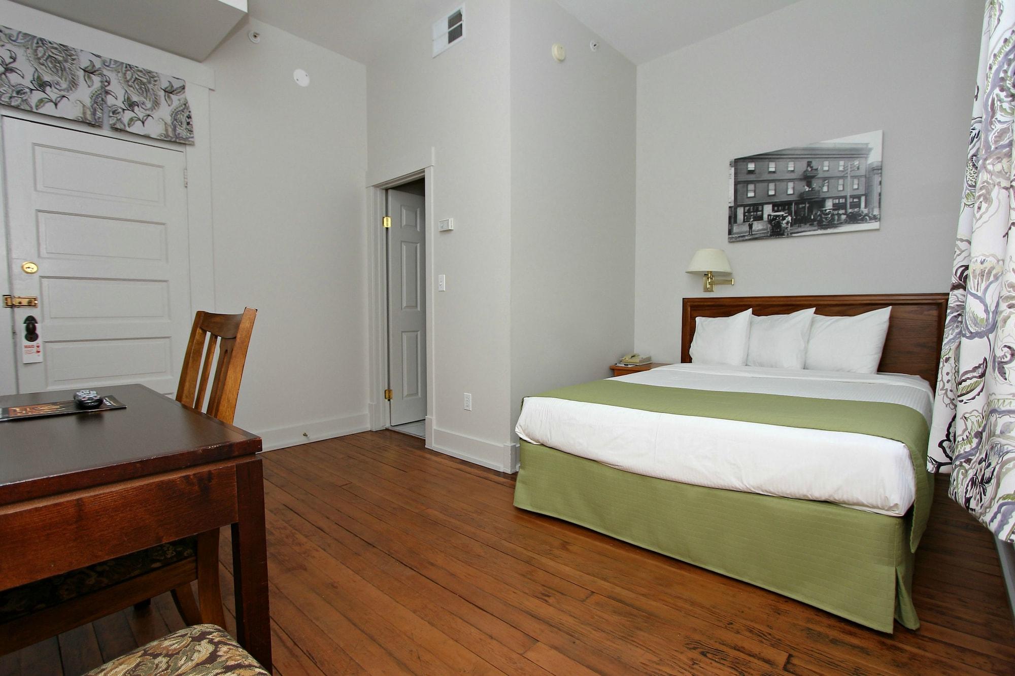 Фото Royal Hotel