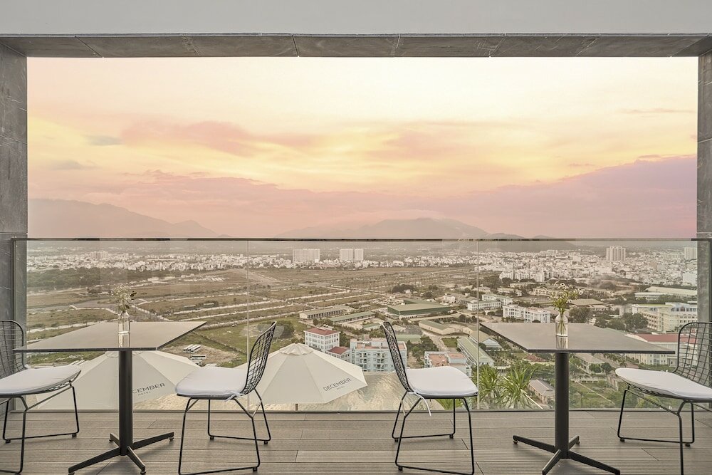 Фото December Hotel