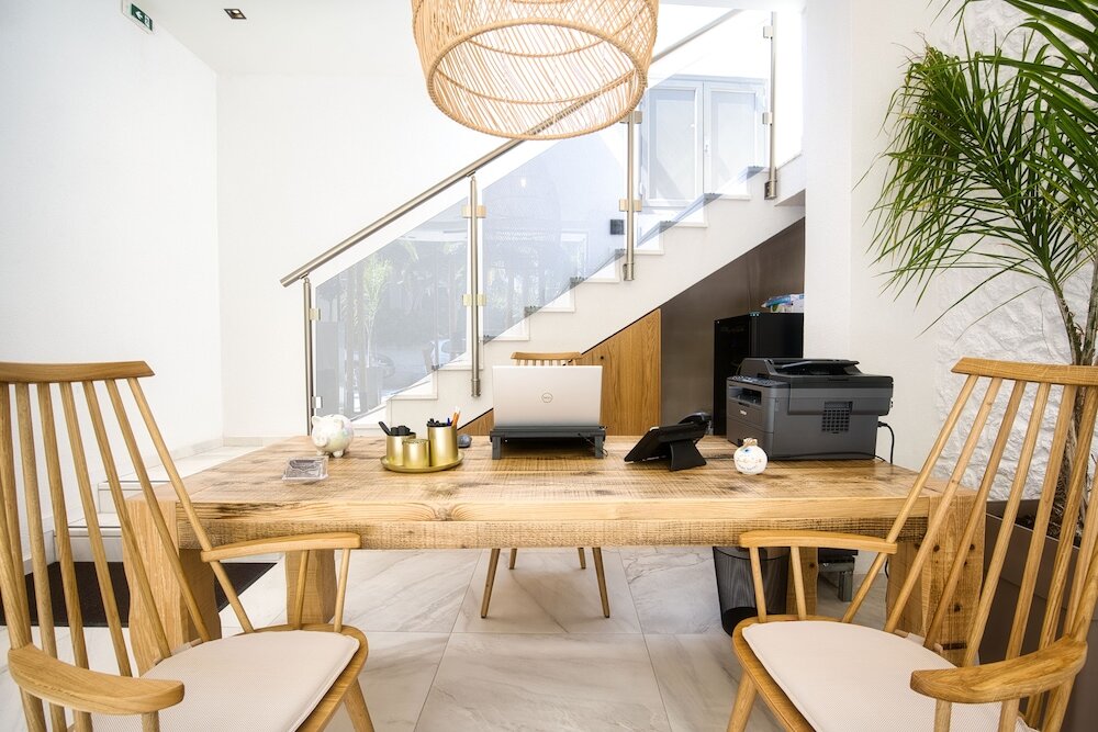 Фото Emily's Luxury Suites