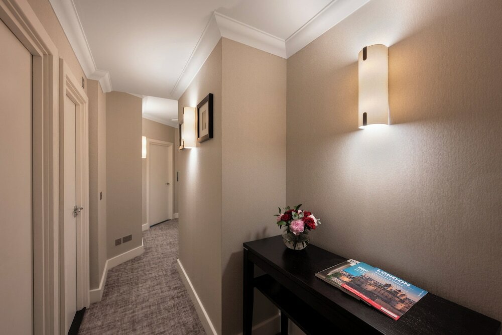 Фото Tower Residences by Blue Orchid