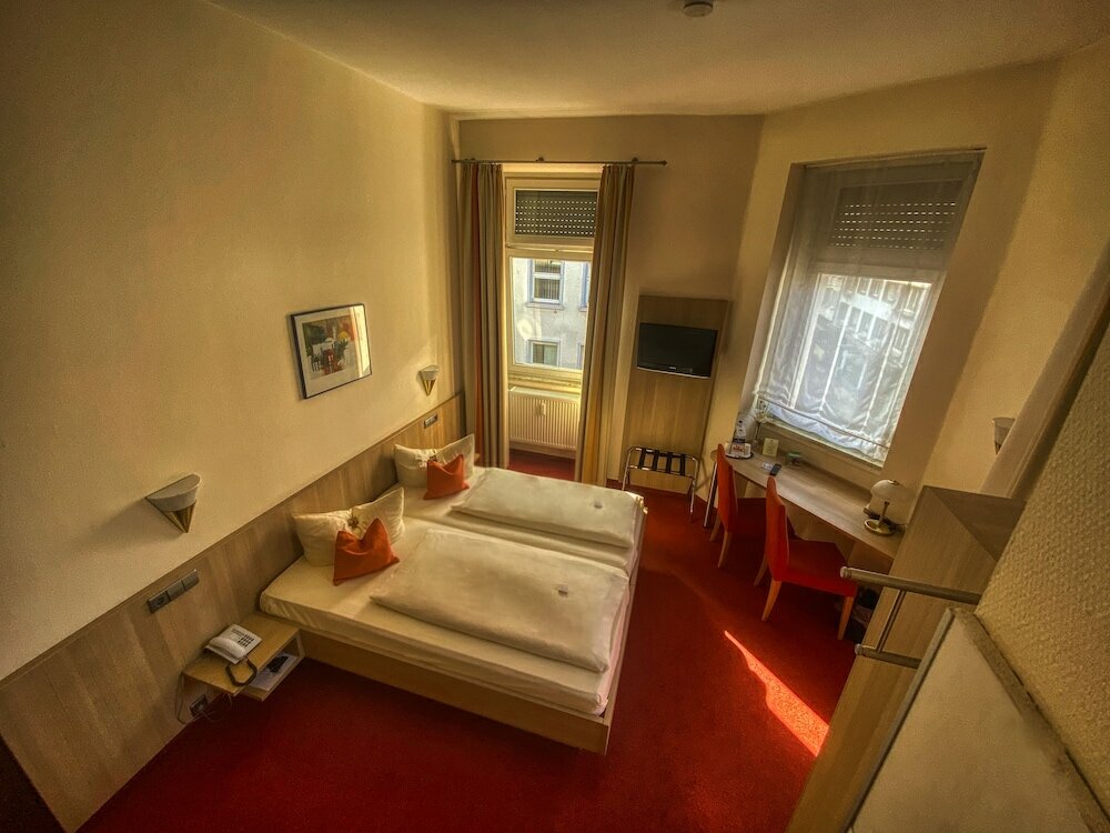 Фото City Partner Hotel Berliner Hof