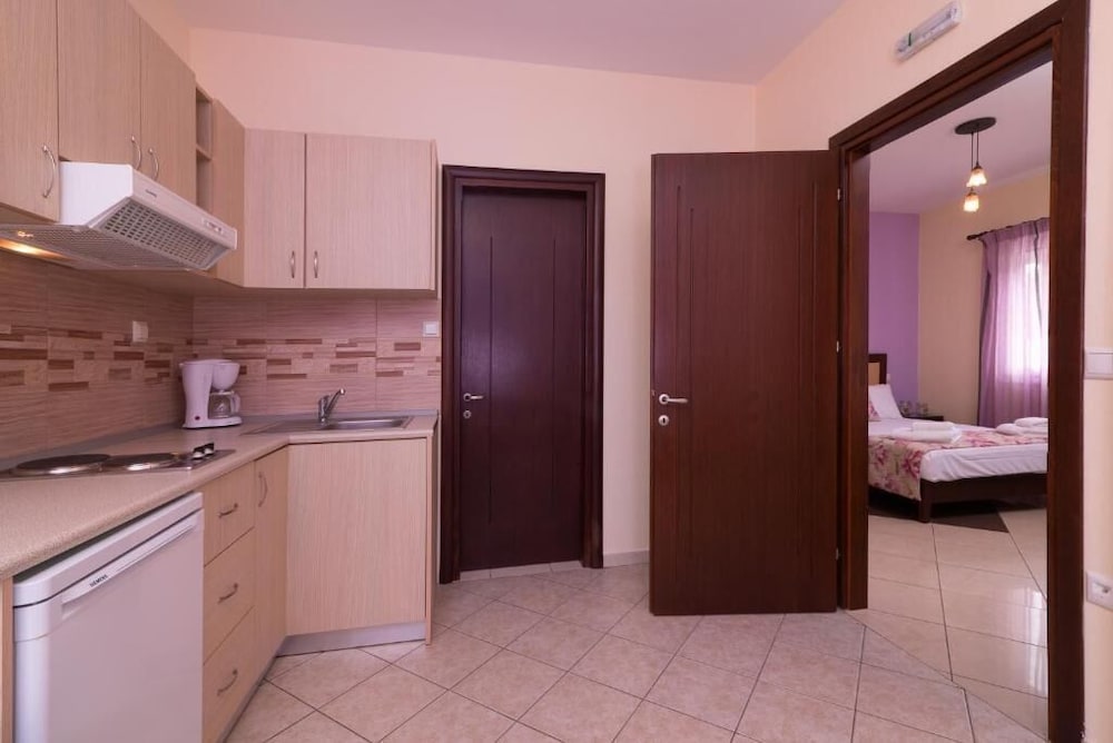 Фото Nikolas Studios