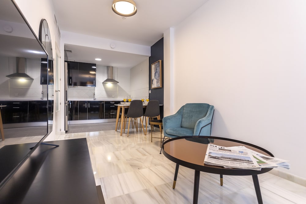 Фото Malaga Rivas 34 Suites Homes