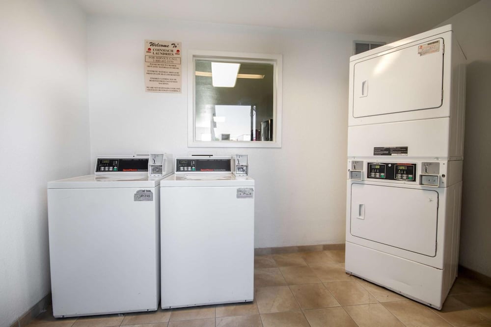 Фото Studio 6 El Paso, Tx - East