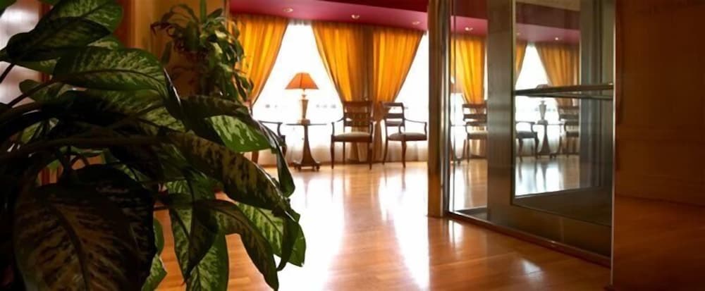 Фото Hotel Juanito