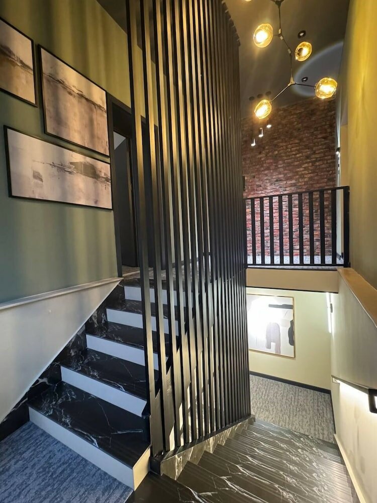 Фото Twelve Inn Hotel