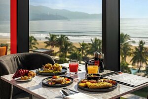 Гостиница Radisson Red Danang