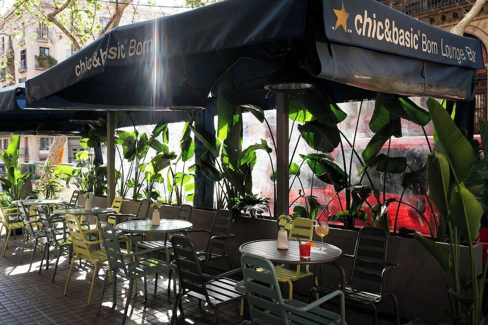 Фото Chic & Basic Born Boutique Hotel