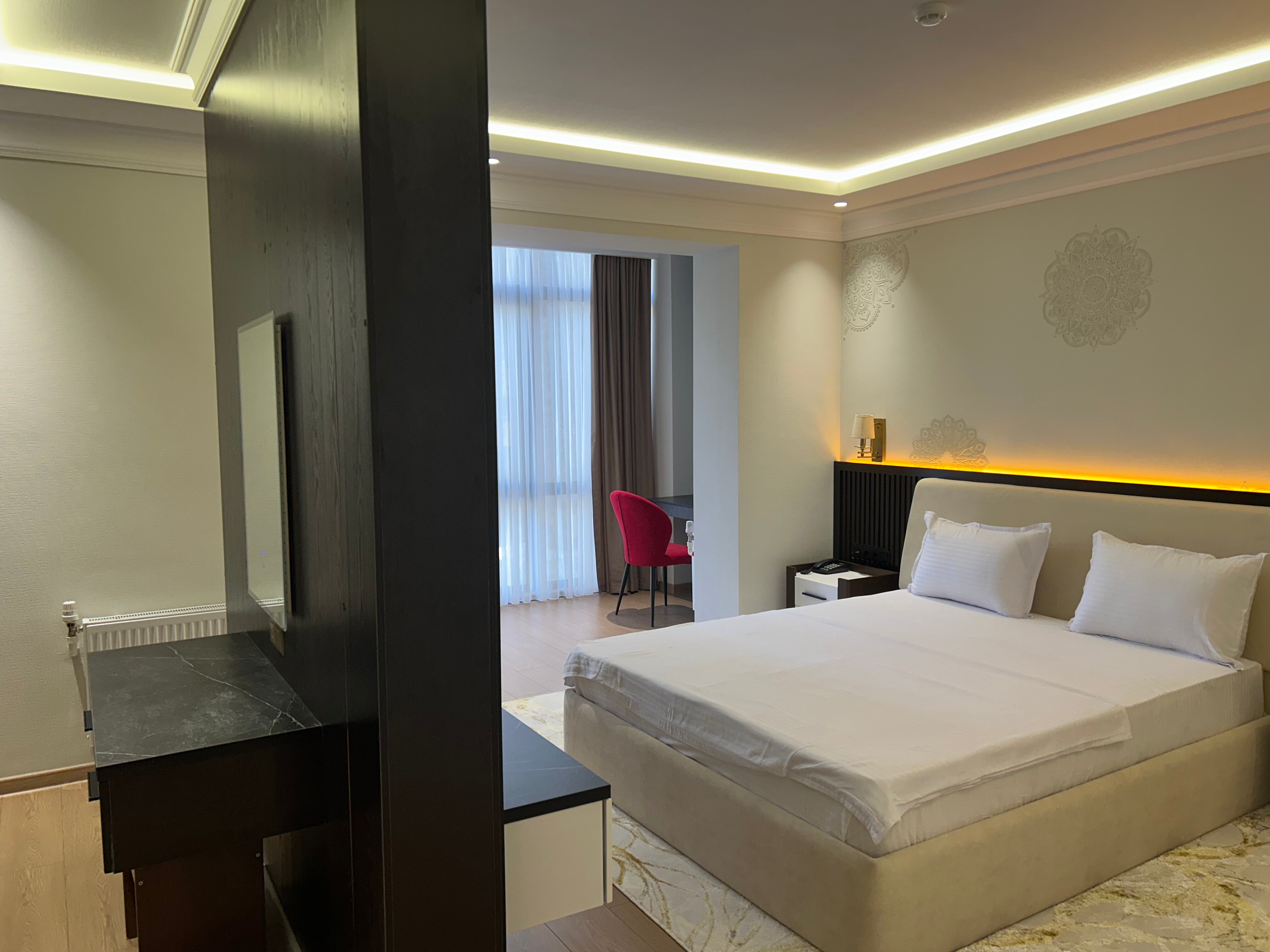 Фото Karim Parkside Hotel