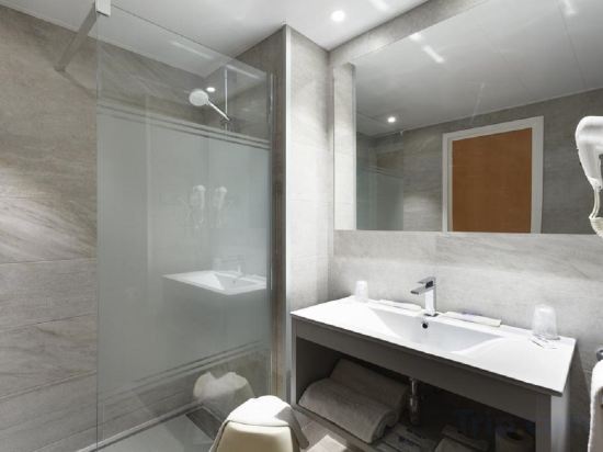 Фото Hotel Oasis Park Splash