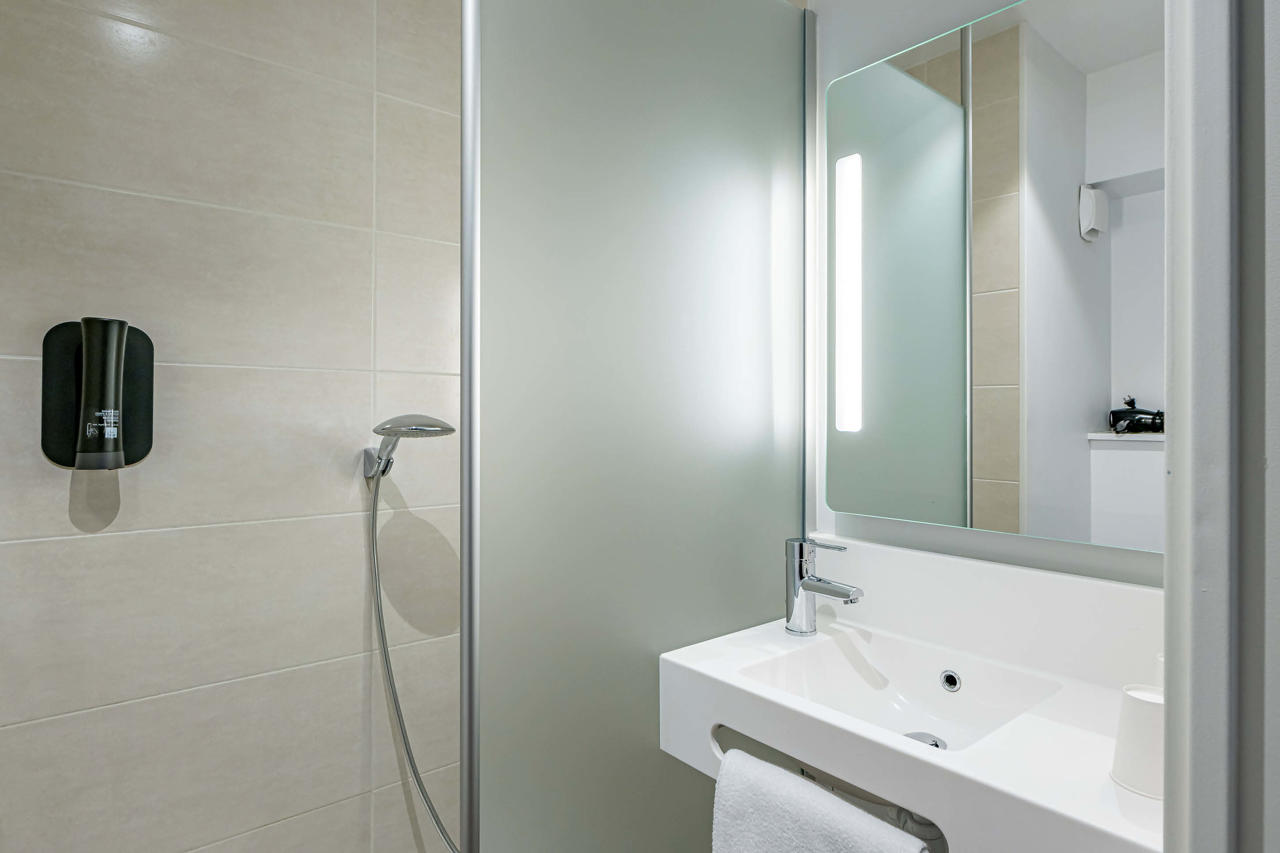 Фото B&B HOTEL Bordeaux Centre Gare Saint-Jean