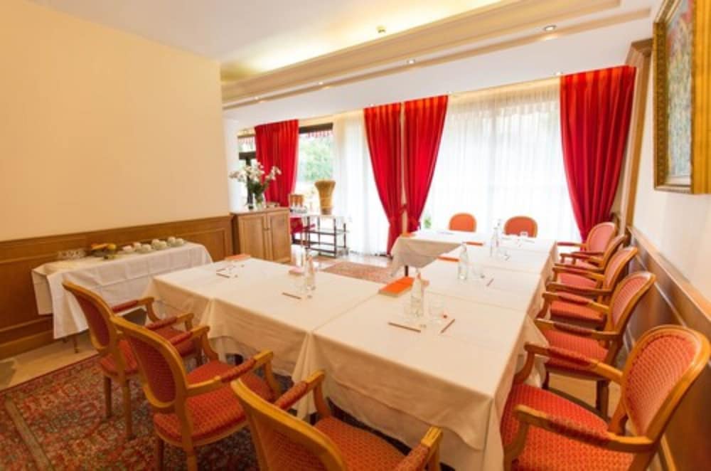 Фото Sun Riviera Hotel