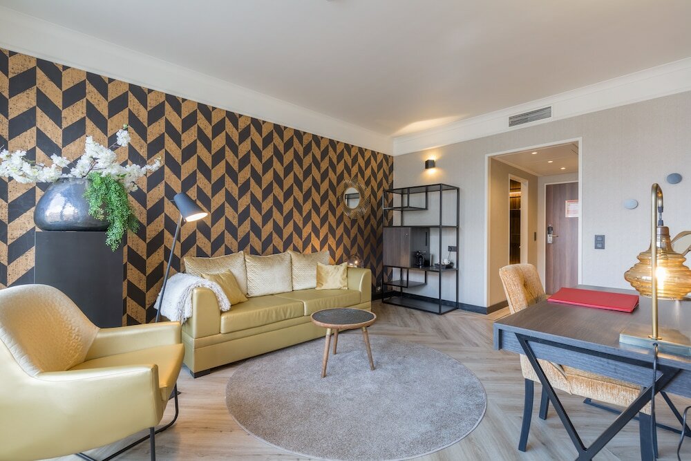 Фото Leonardo Hotel Antwerp The Plaza