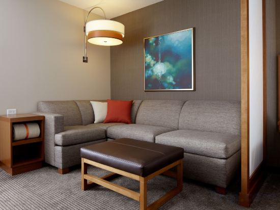 Фото Hyatt Place Mount Pleasant Towne Centre