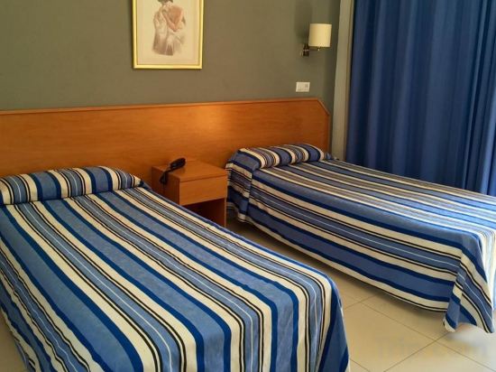 Фото Hotel Bon Repos