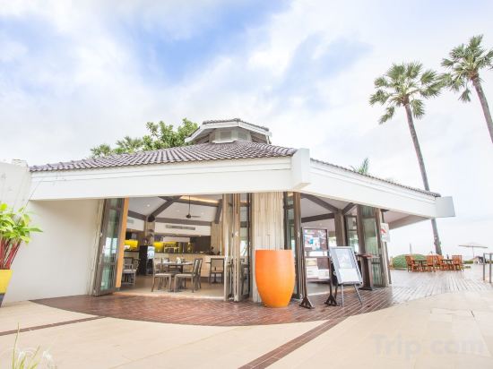 Фото Novotel Rayong Rim Pae Resort