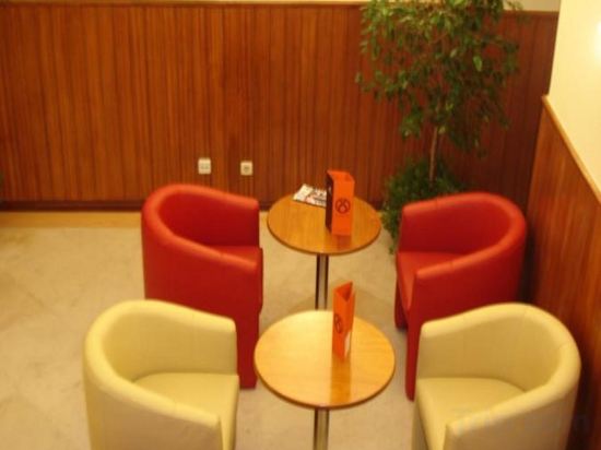 Фото Residencial Lar do Areeiro