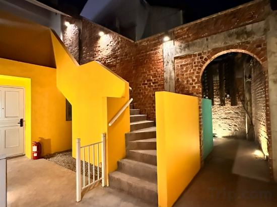 Фото Loke Thye Kee Residences