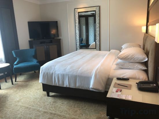 Фото Ramada Plaza by Wyndham Chennai