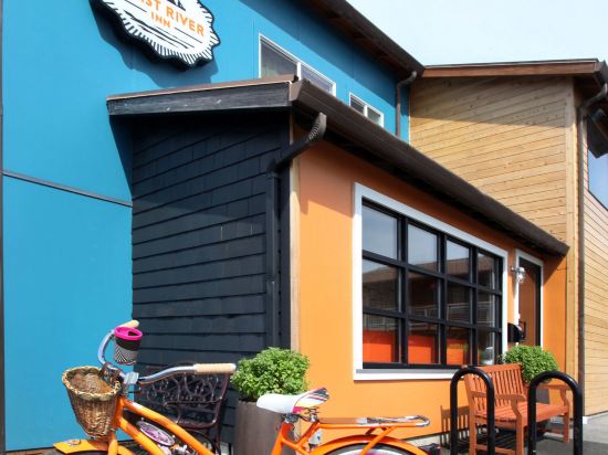 Фото Coast River Inn by Oyo Seaside