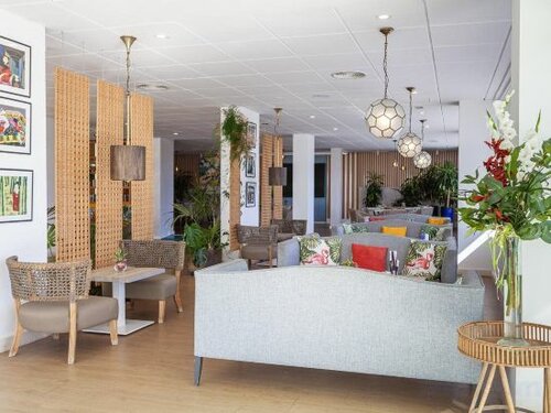 Внешний вид отеля Hotel Alay Puerto Marina - Adults Only Recommended в Бенальмадене, фото 3