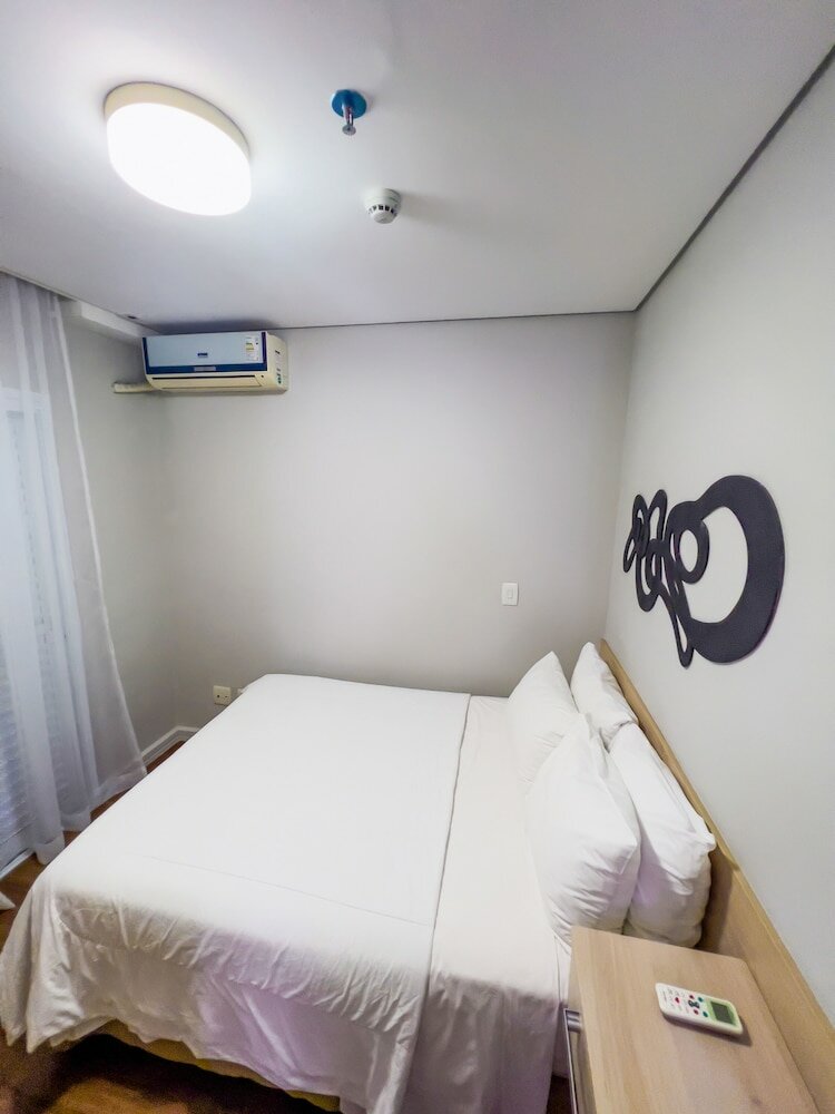 Фото The Standard Residence Higienopolis