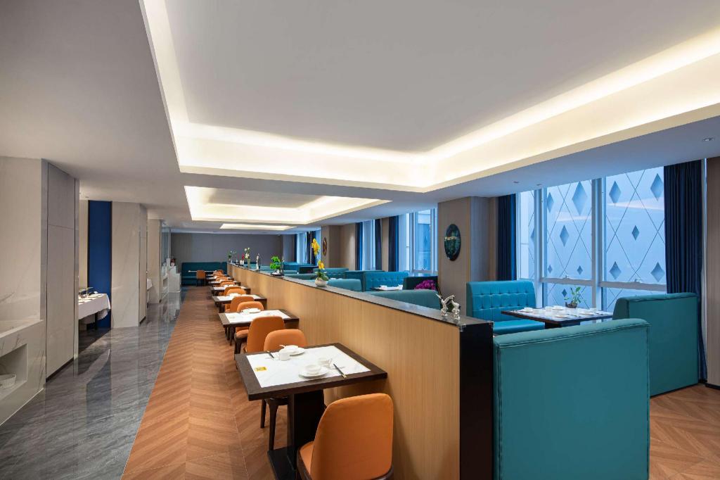 Фото Microtel by Wyndham Qingdao Huangdao