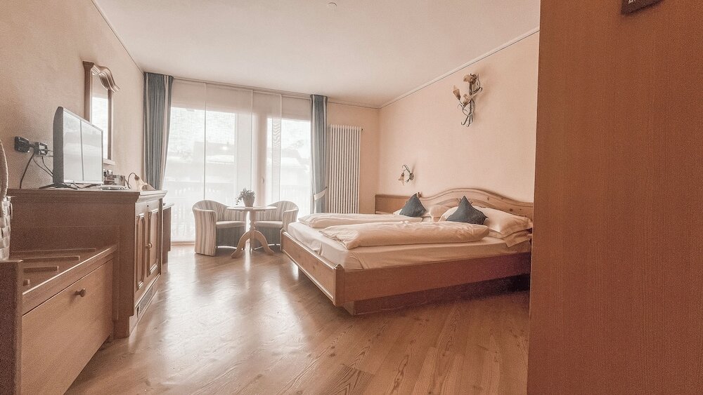 Фото Hotel Flora