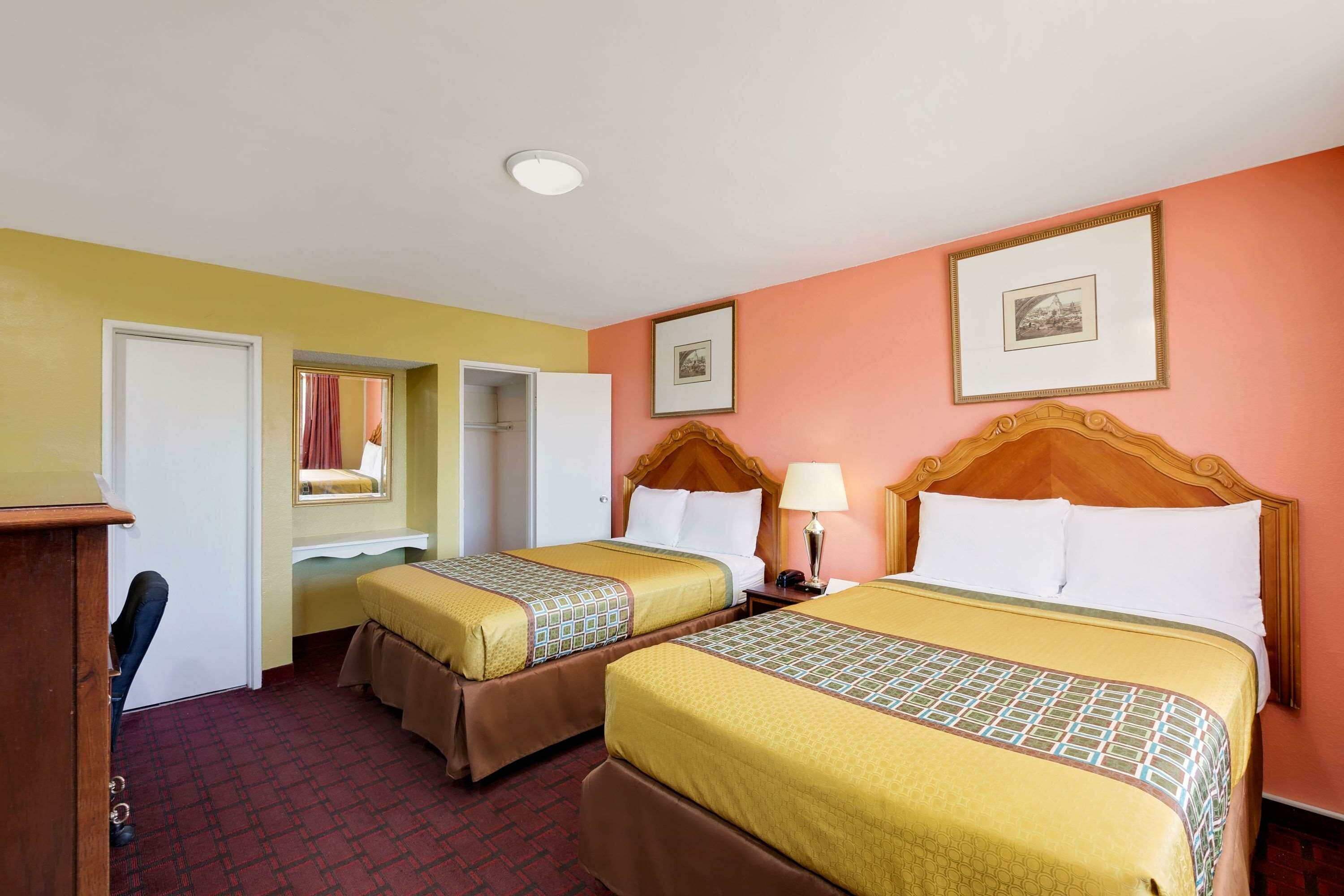 Фото Knights Inn Big Spring