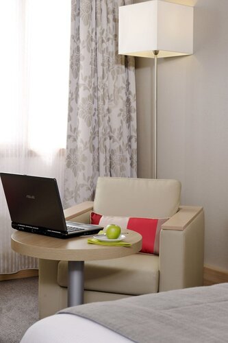 Гостиница Mercure Paris Velizy в Версале