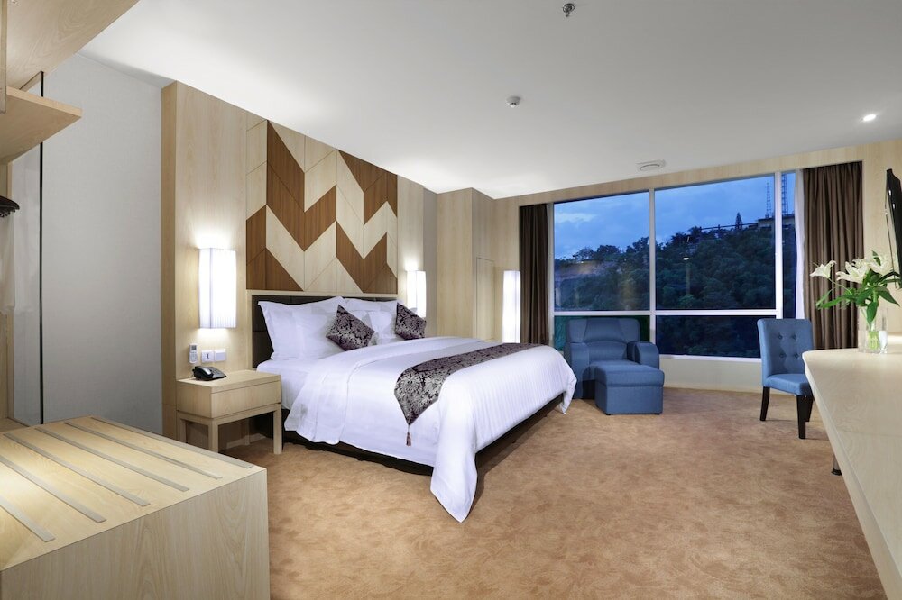 Фото Отель Aston Batam Hotel & Residences
