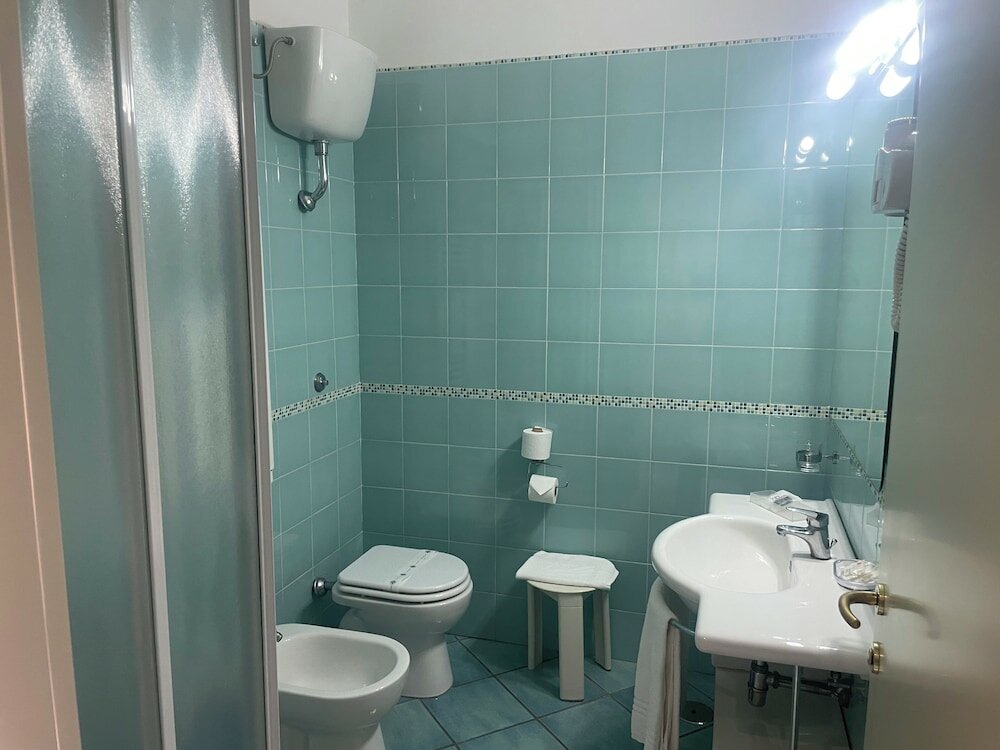 Фото Hotel Marad