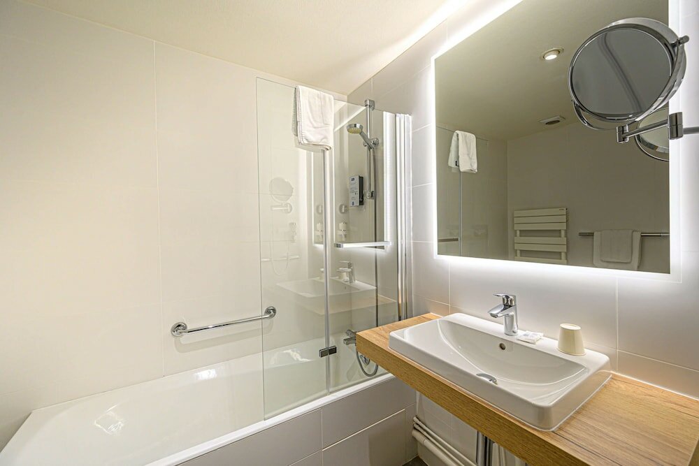 Фото Kyriad Vannes Centre Ville