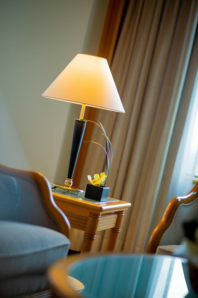 Фото Renaissance Riverside Hotel Saigon