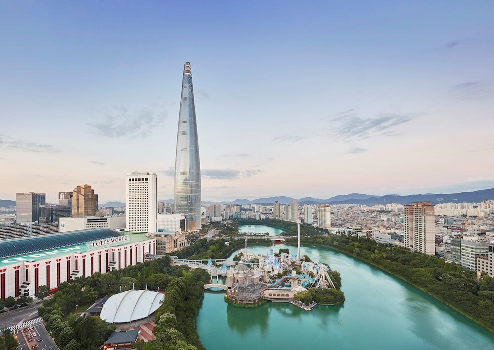 Фото Lotte Hotel World