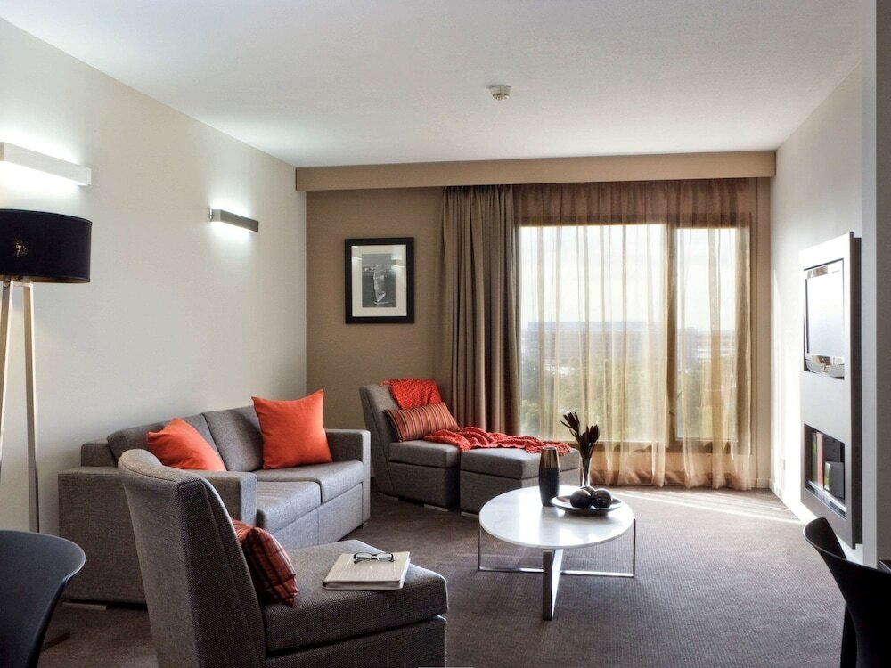 Фото Novotel Sydney International Airport Hotel