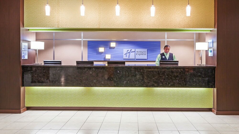 Фото Holiday Inn Express Little Rock Airport, an Ihg Hotel