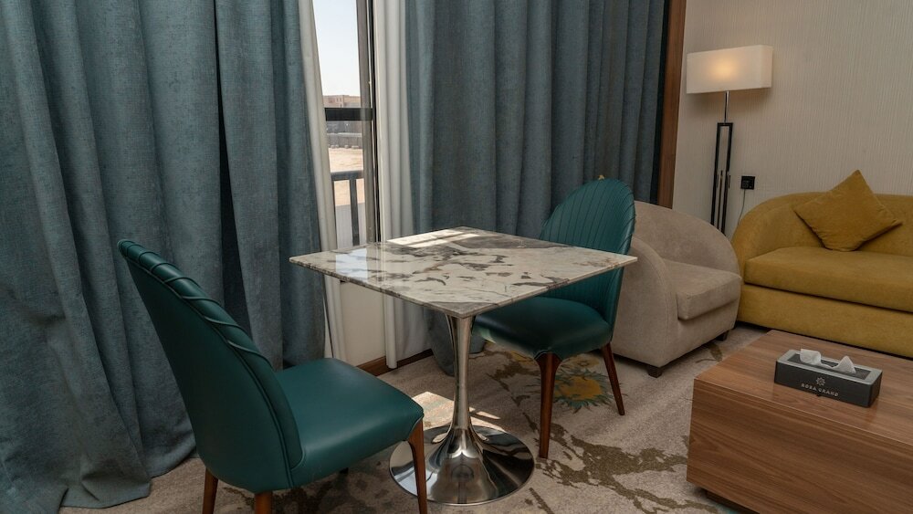 Фото Rosa Grand Hotel Monsieh