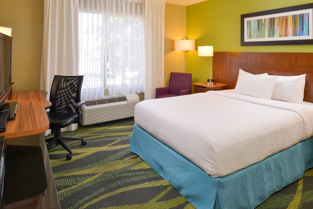 Фото Fairfield Inn by Marriott Salt Lake City Layton