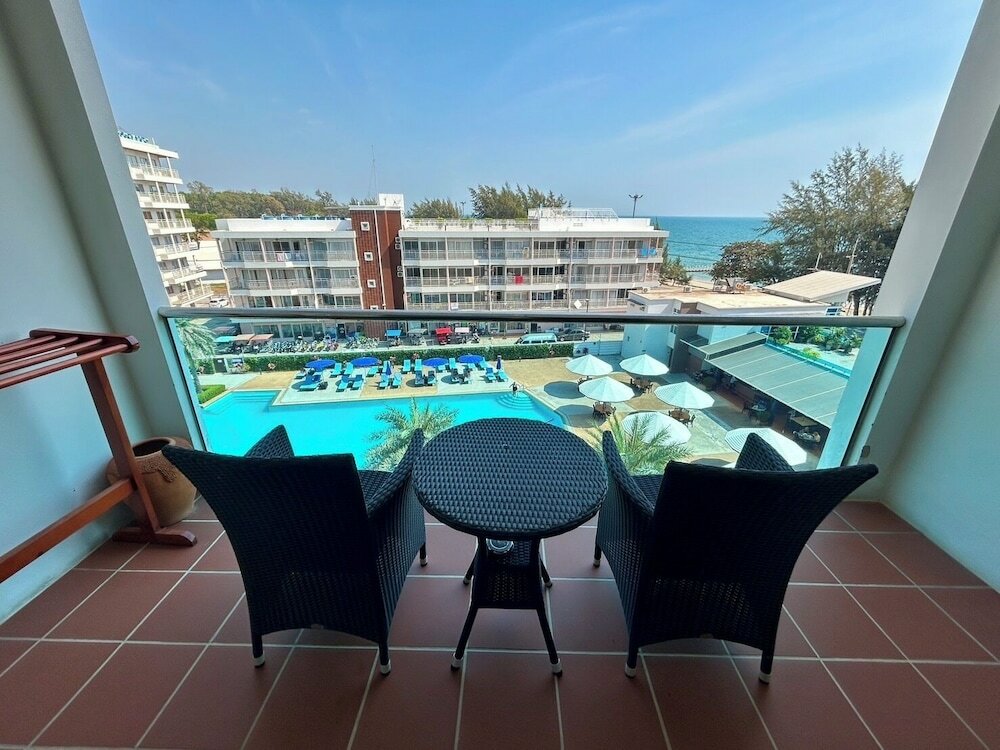 Фото GrandBlue Resort