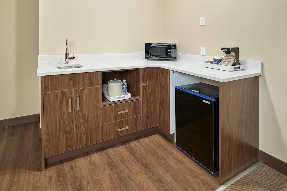 Фото Four Points by Sheraton Sherwood Park