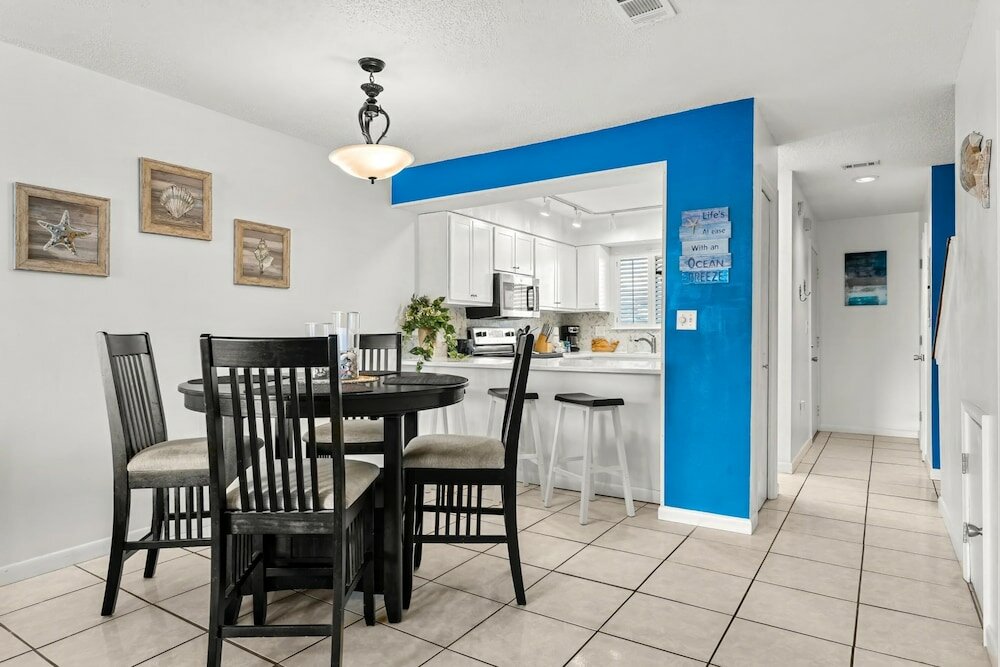 Фото Portside Resort by Panhandle Getaways
