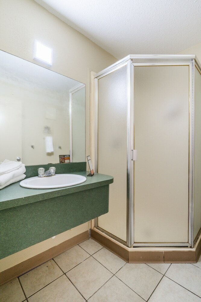 Фото Oyo Hotel Shreveport Airport North