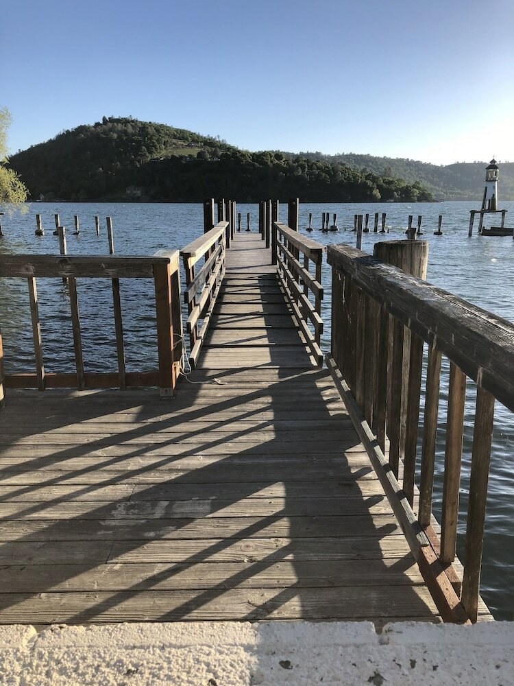 Фото Lamplighter Motel