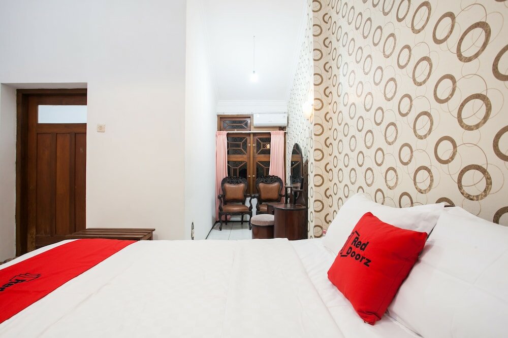 Фото RedDoorz near Brawijaya University