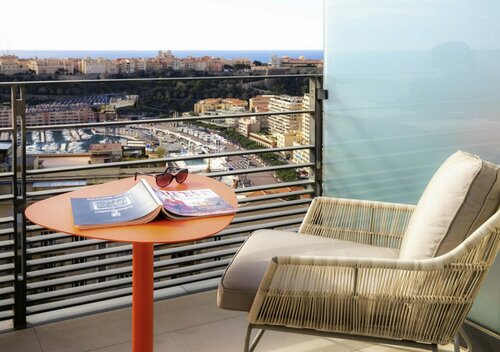 Гостиница Novotel Monte Carlo в Бозолее