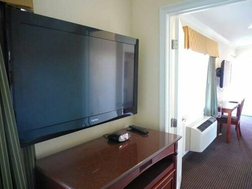 Гостиница Mediteran Motel в Эскондидо