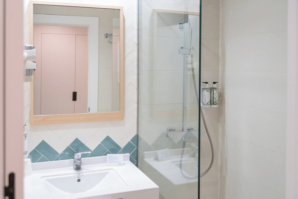 Фото Hotel Sercotel Carlos III