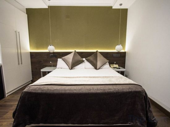 Фото Hotel Moderno Barcelona
