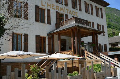 Гостиница Hôtel l'Hermitage Brides-les-Bains в Брид-ле-Бене